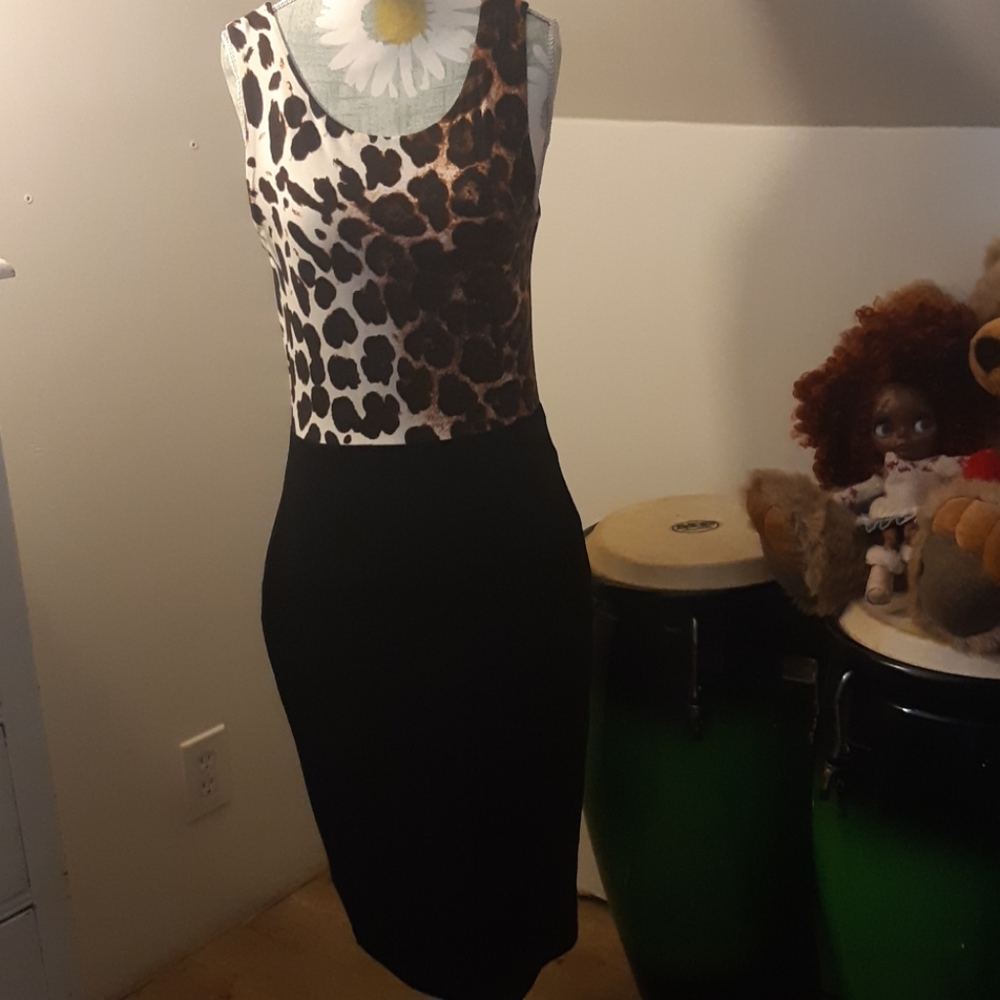 Juffrow Jensen bodycon dress